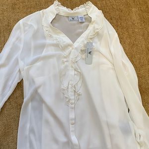 Worthington size M button down polyester shirt